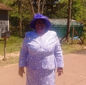 Meet your Posher, Norma